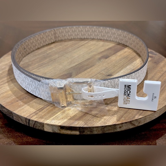 Michael Kors - Women's XL Reversible MK  Tan/White/ Leather Belt - Picture 1 of 14